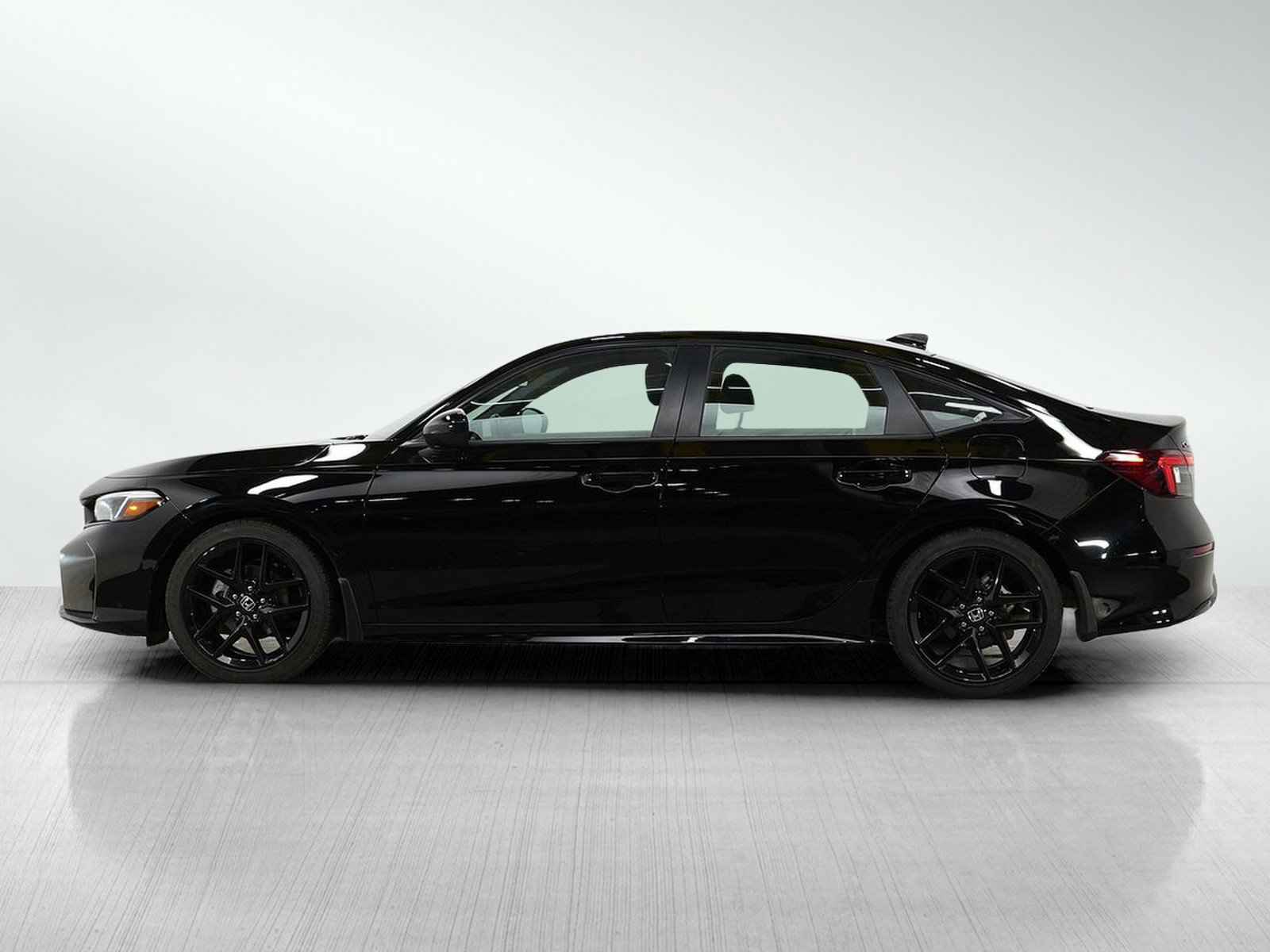 Used 2025 Honda Civic Sport with VIN 2HGFE2F56SH508113 for sale in Burnsville, Minnesota