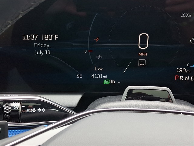 2025 Cadillac Optiq Luxury photo 22