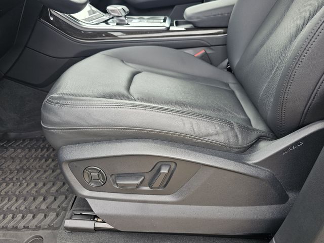 2024 Audi Q7 45 Premium Plus photo 13