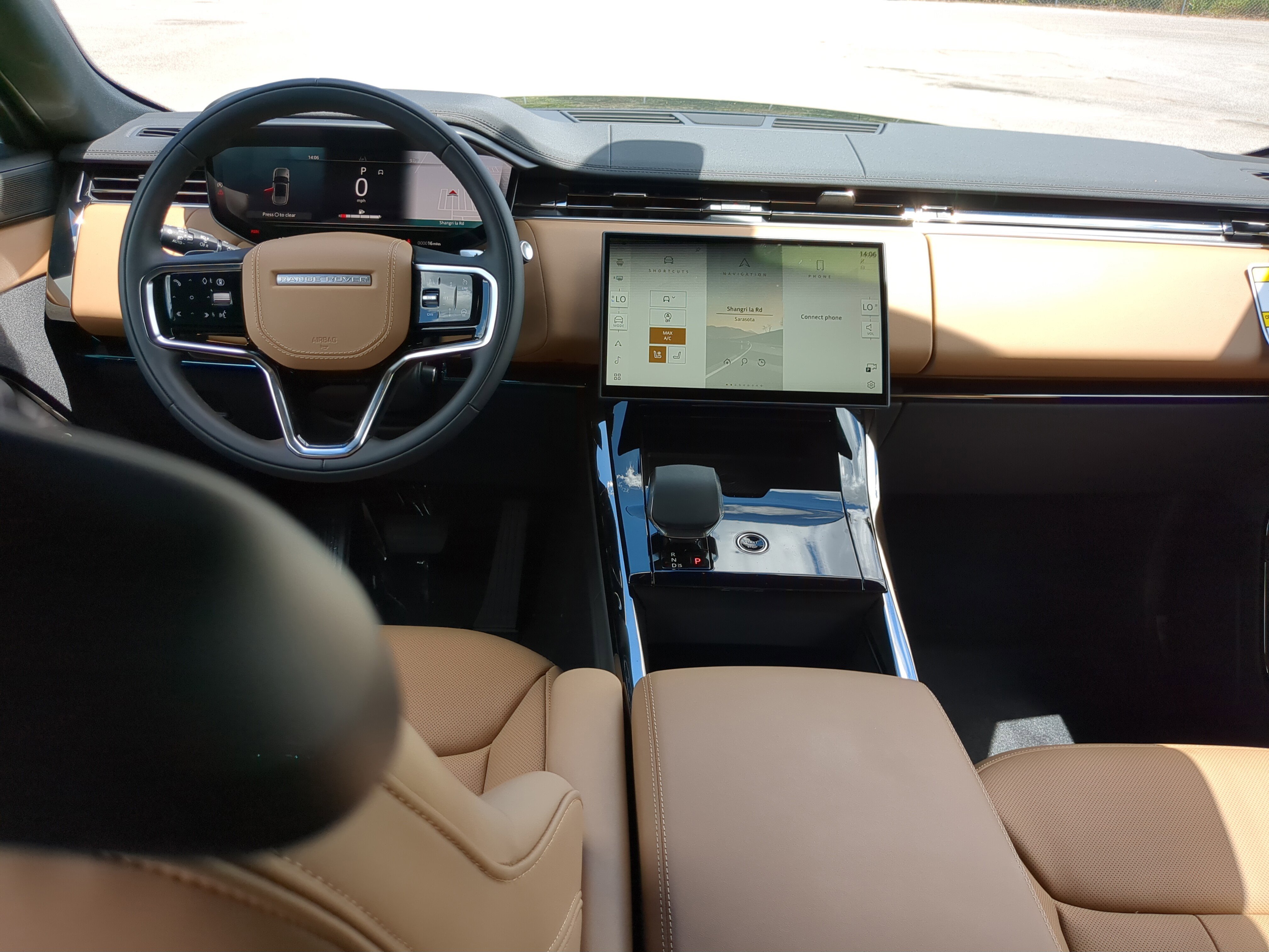 2025 Land Rover Range Rover Sport SE photo 9