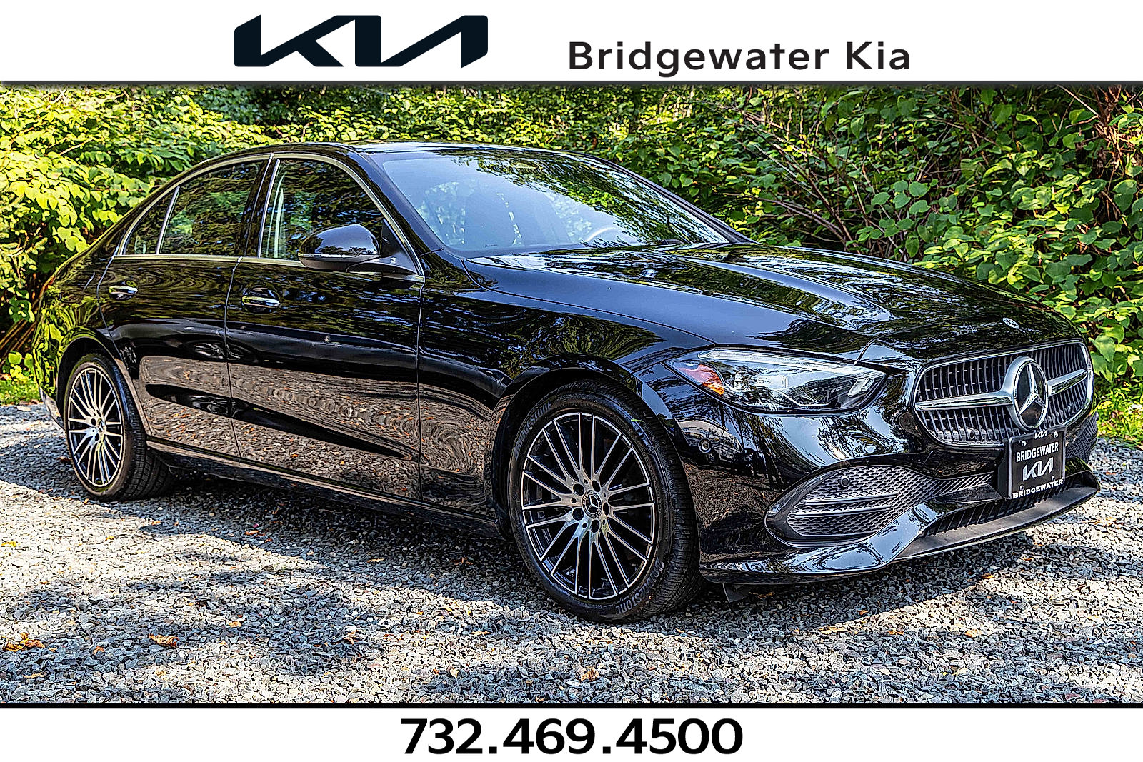 2025 Mercedes-Benz C-Class Sedan C 300's photo