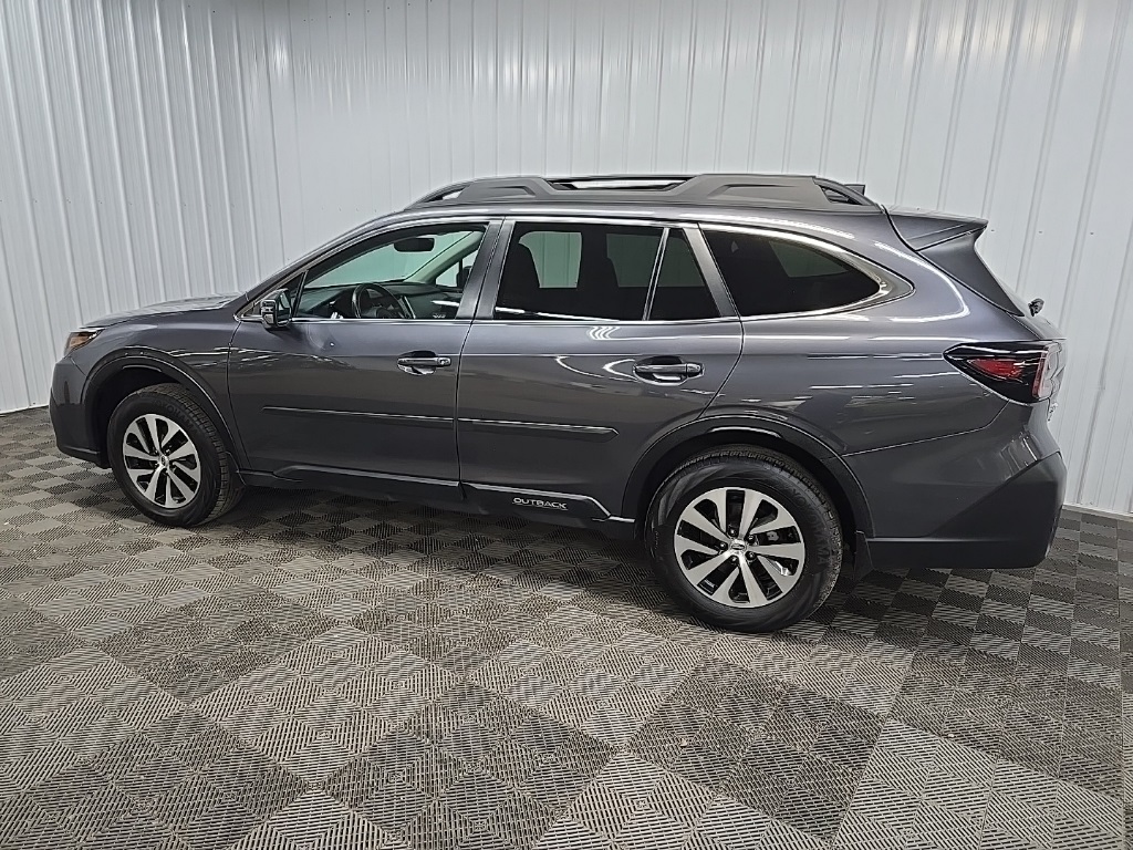 2022 Subaru Outback Premium photo 3