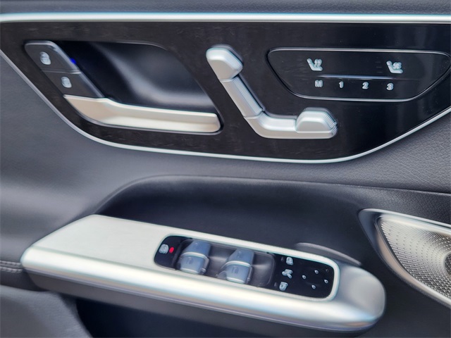 2026 Mercedes Benz GLC 350e 4MATIC photo 10