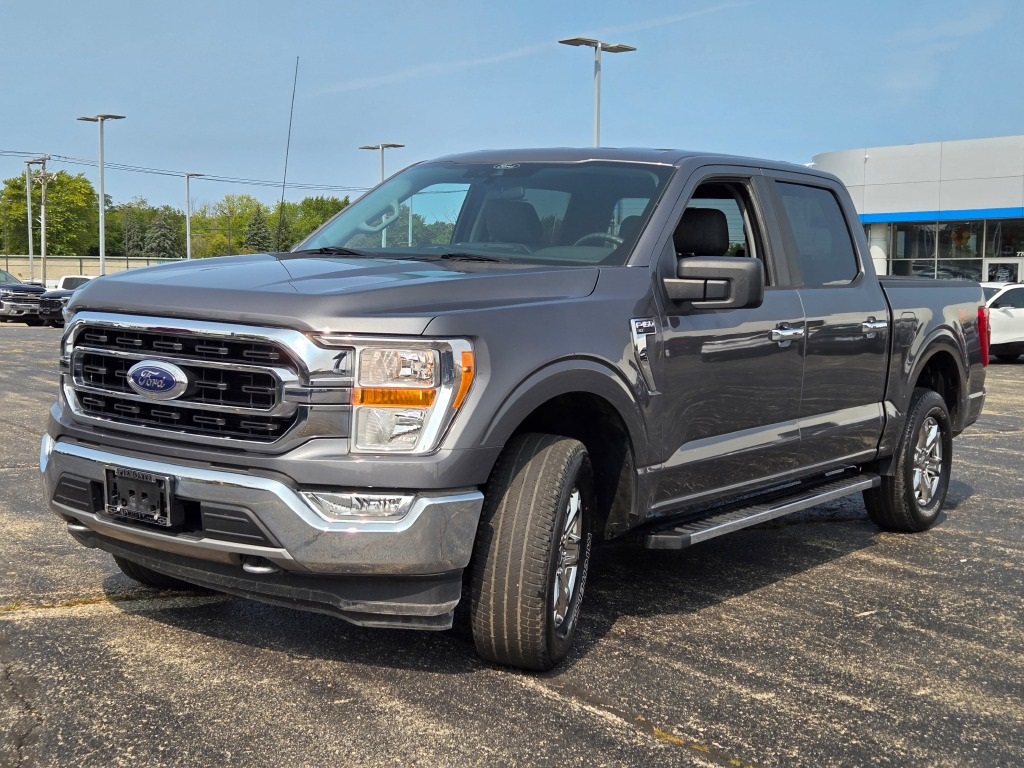 2021 Ford F-150 XLT photo 3