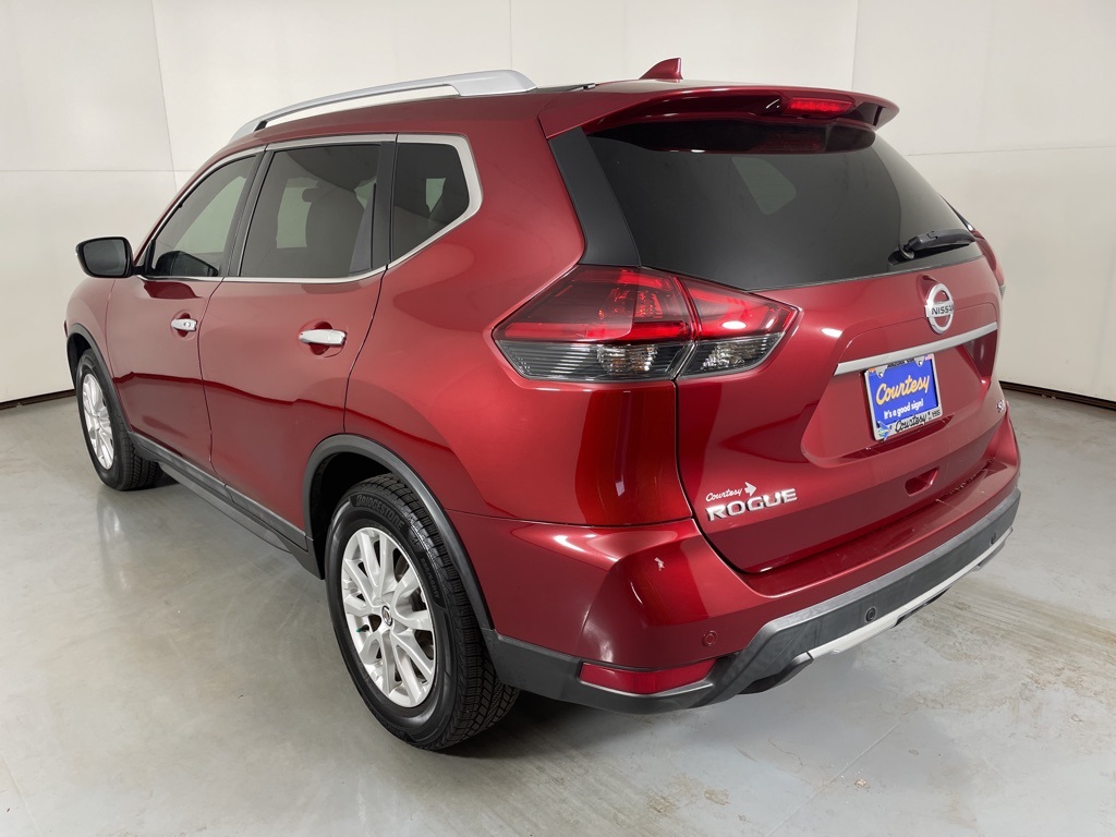 2020 Nissan Rogue SV photo 6