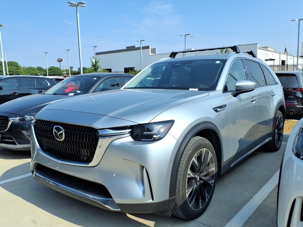 2024 Mazda CX-90 Premium photo 2
