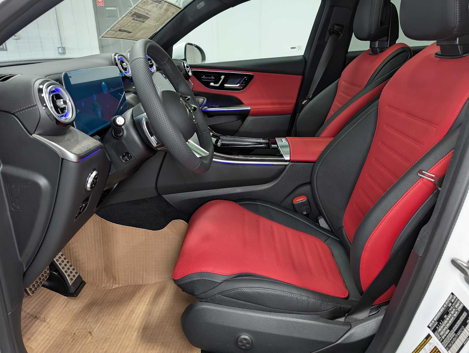 2026 Mercedes Benz GLC 300 4MATIC photo 4