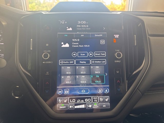 2025 Subaru Ascent Onyx Edition Touring photo 14