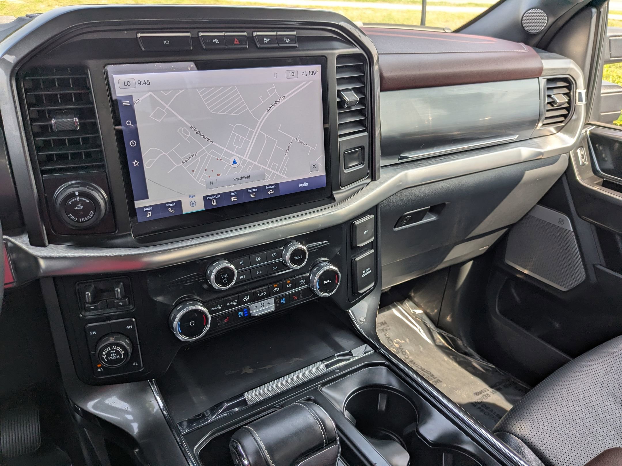 2023 Ford F-150 Lariat photo 24