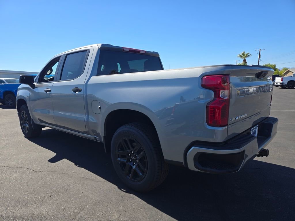 2026 Chevrolet Silverado 1500 Custom photo 3