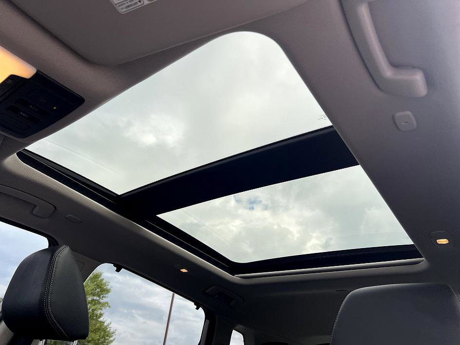 2022 Nissan Rogue Platinum photo 25