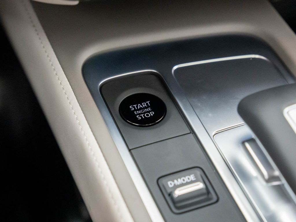 2026 Infiniti QX60 Pure AWD photo 19