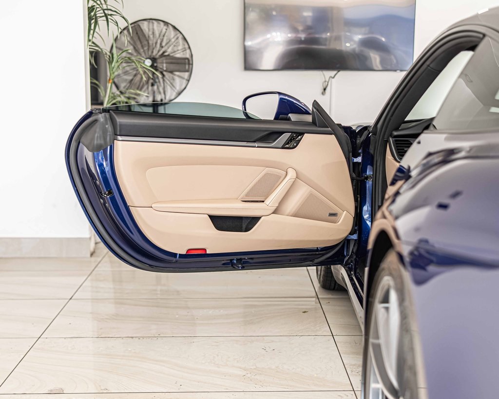 2021 PORSCHE 911 - Image 32