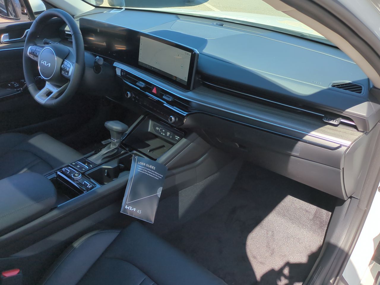 2025 Kia K5 EX photo 26