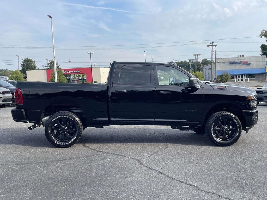 2026 Ram 2500 Big Horn photo 8