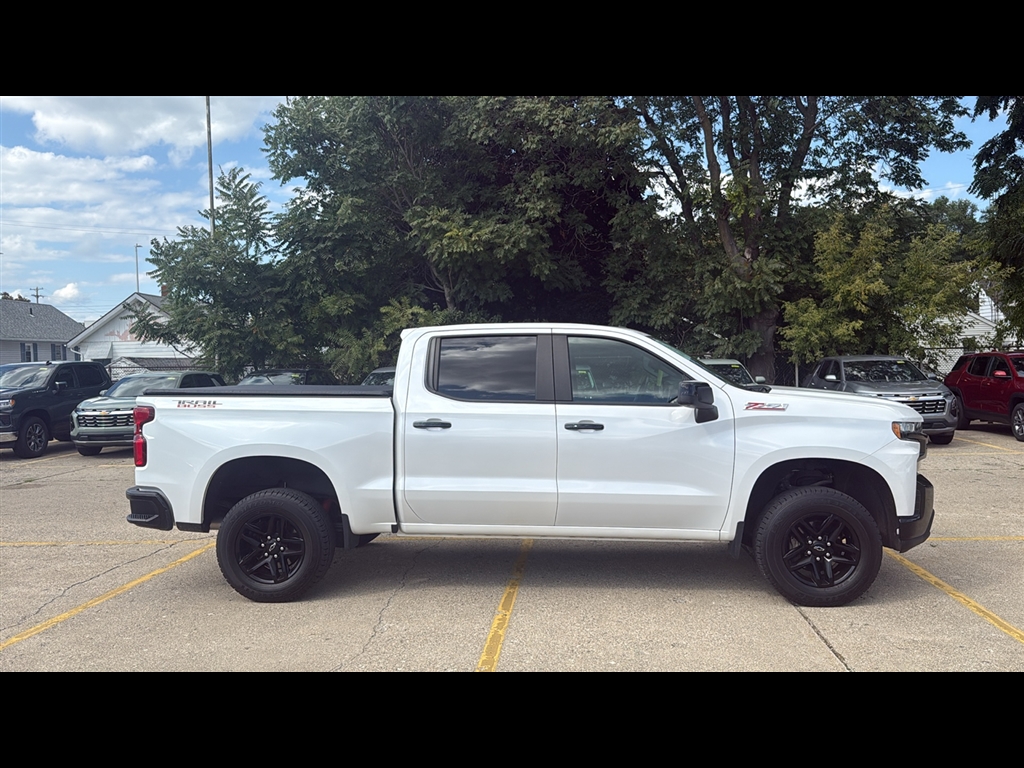 2020 Chevrolet Silverado Trail Boss LT photo 4