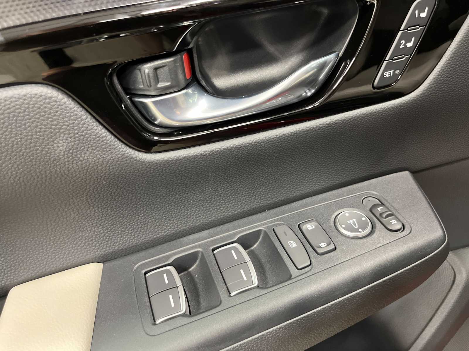 2026 Honda CR-V EX-L photo 13