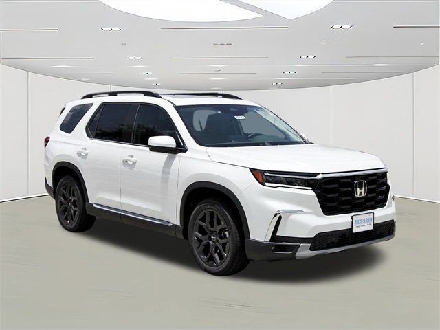 2025 Honda Pilot Touring's photo