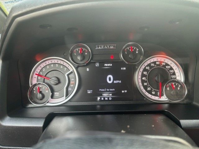 2022 Ram 1500 Classic Warlock photo 9