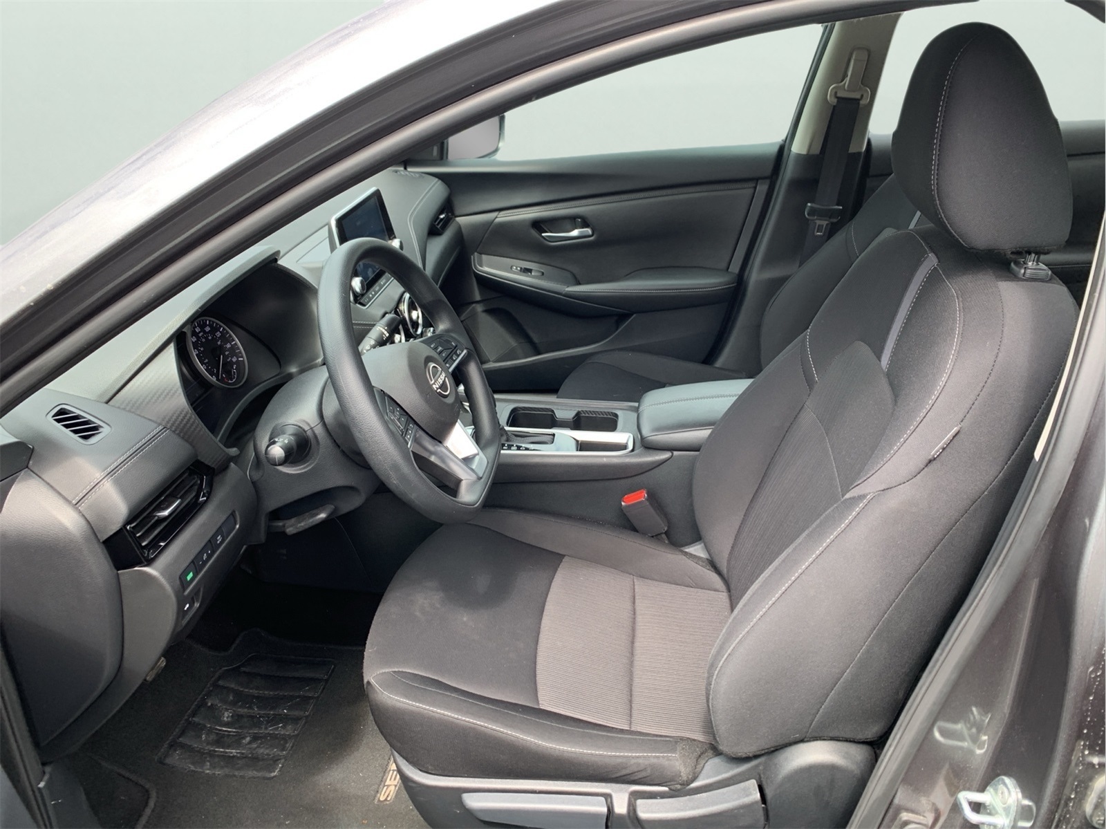 2024 Nissan Sentra SV photo 11