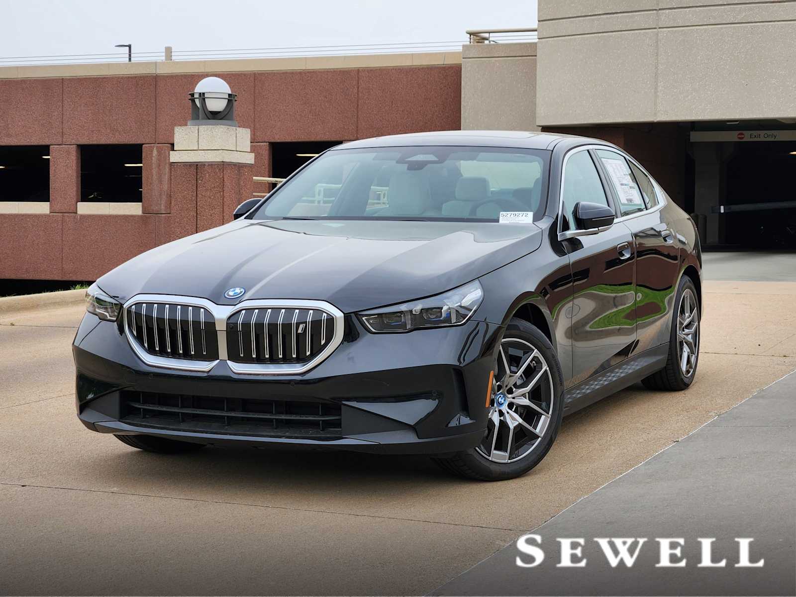 2025 BMW i5 eDrive40