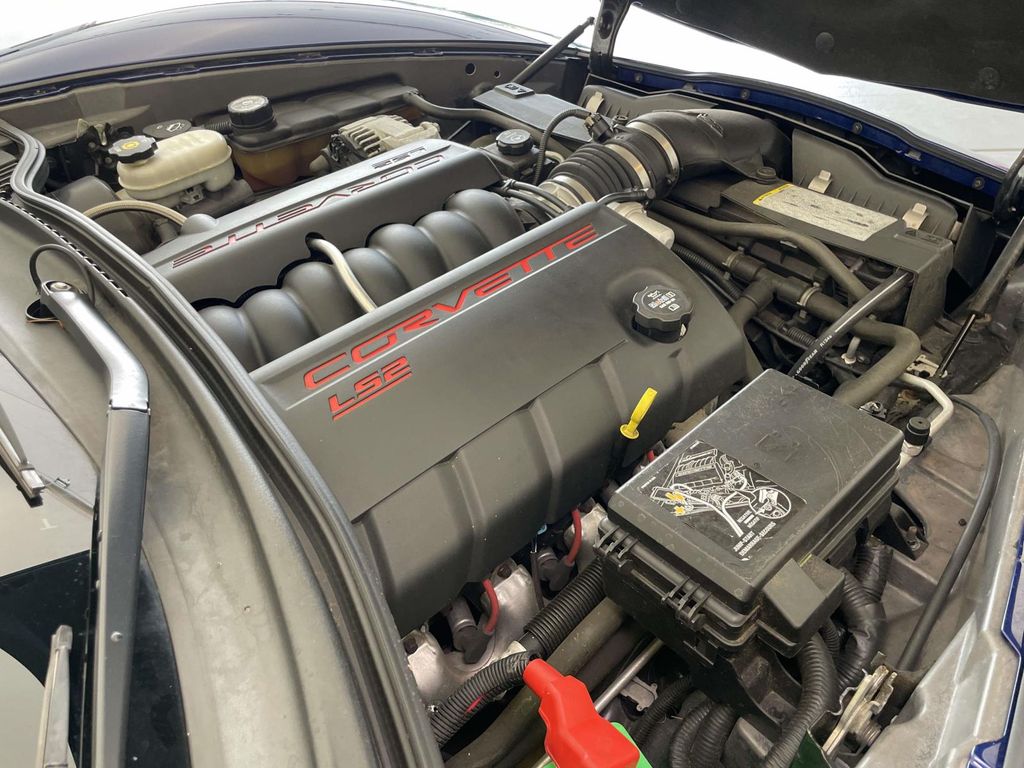 2006 Chevrolet Corvette Base photo 18