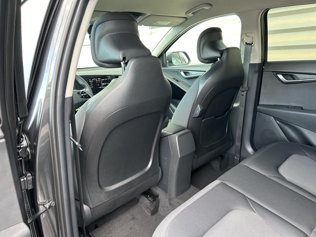 2025 Kia Niro LX photo 15