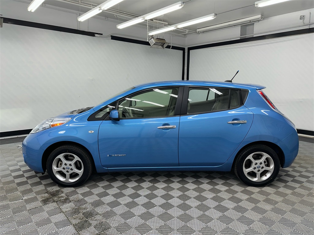 Used 2012 Nissan LEAF SL with VIN JN1AZ0CP6CT018057 for sale in Hoover, AL