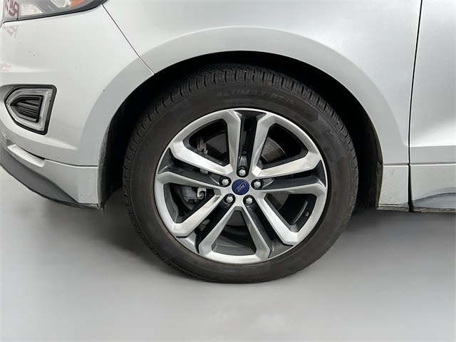 2015 Ford Edge Sport photo 10