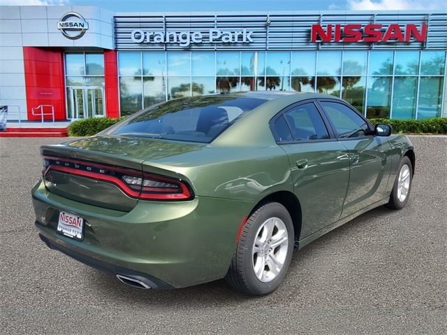 2022 Dodge Charger SXT photo 2