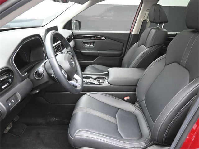 2025 Honda Pilot Touring photo 17