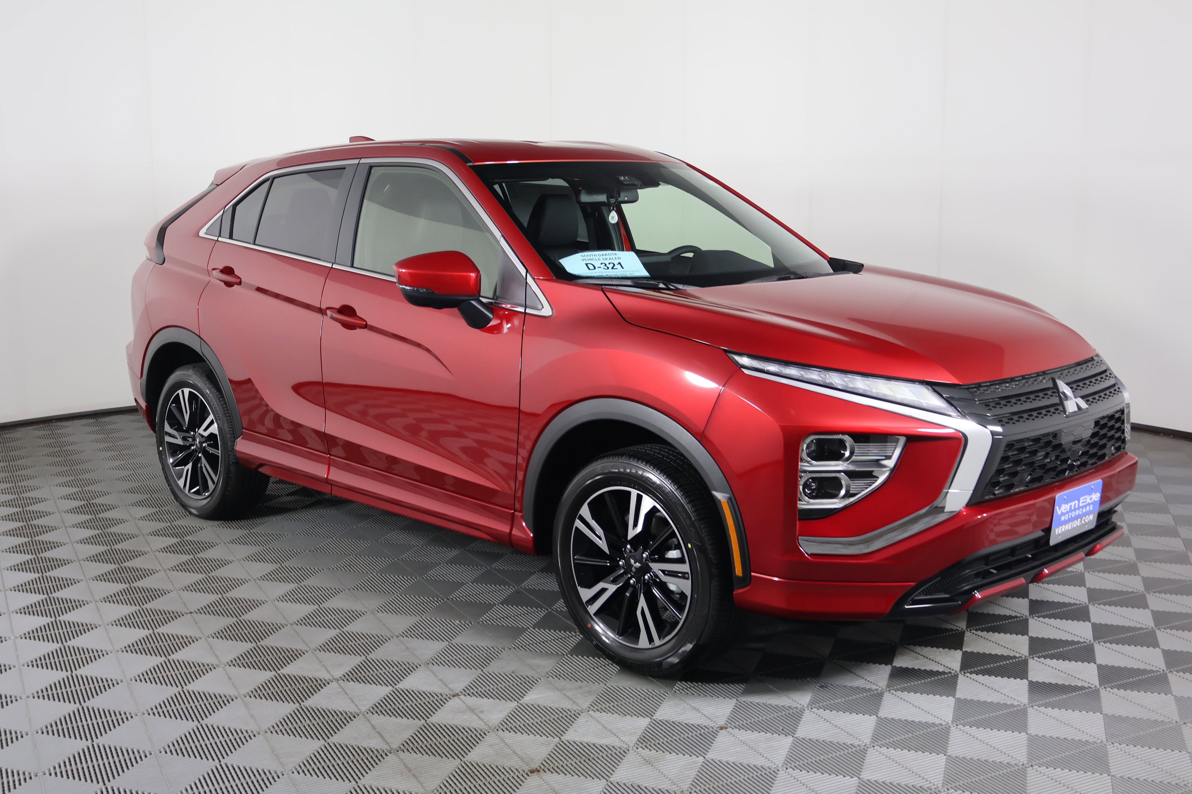 2025 Mitsubishi Eclipse Cross SEL photo 4