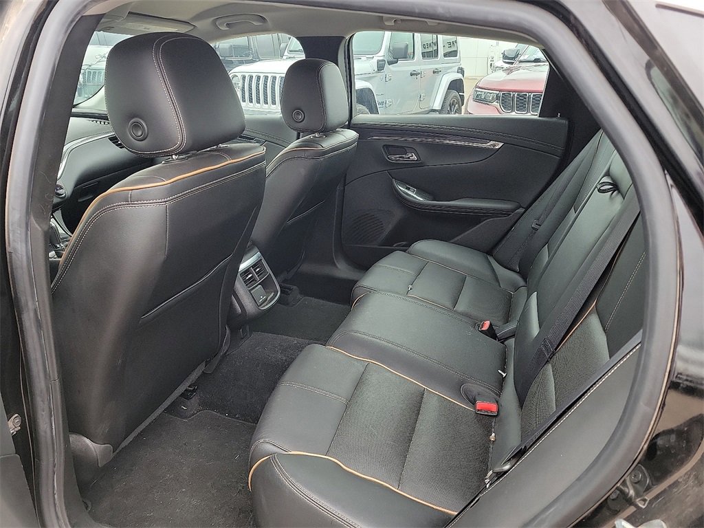 2019 Chevrolet Impala Premier photo 16