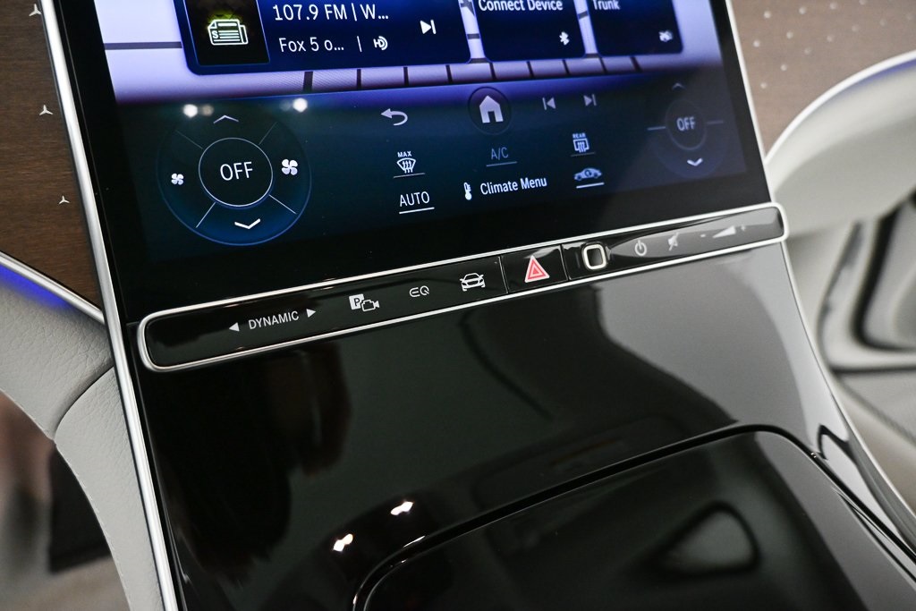 2024 Mercedes Benz EQE SUV 350 photo 11