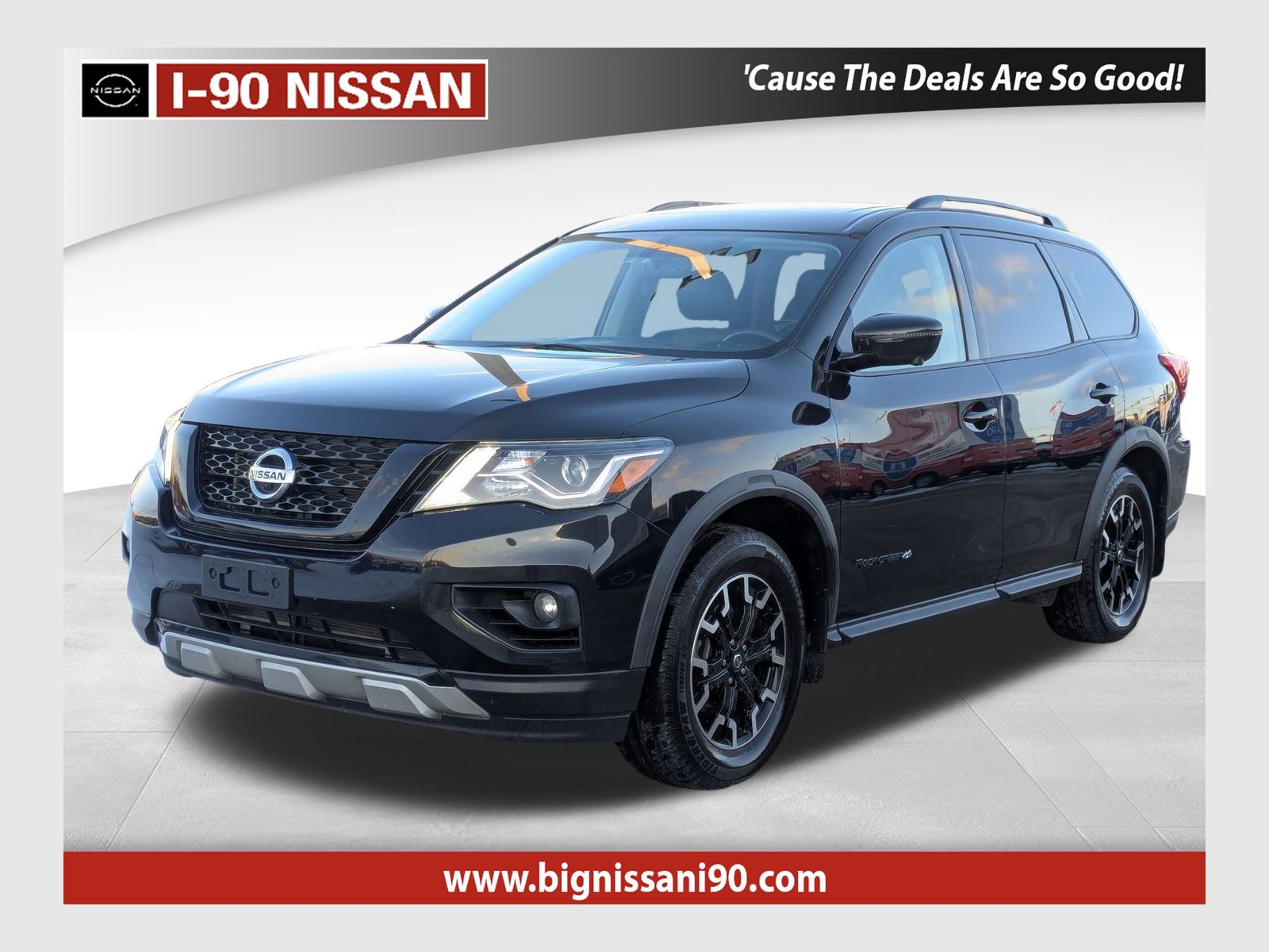 2020 Nissan Pathfinder SL's photo