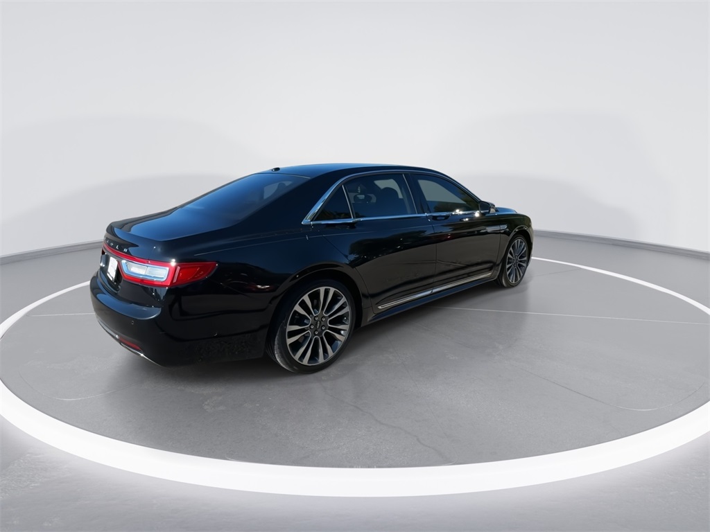 2017 Lincoln Continental Reserve photo 4