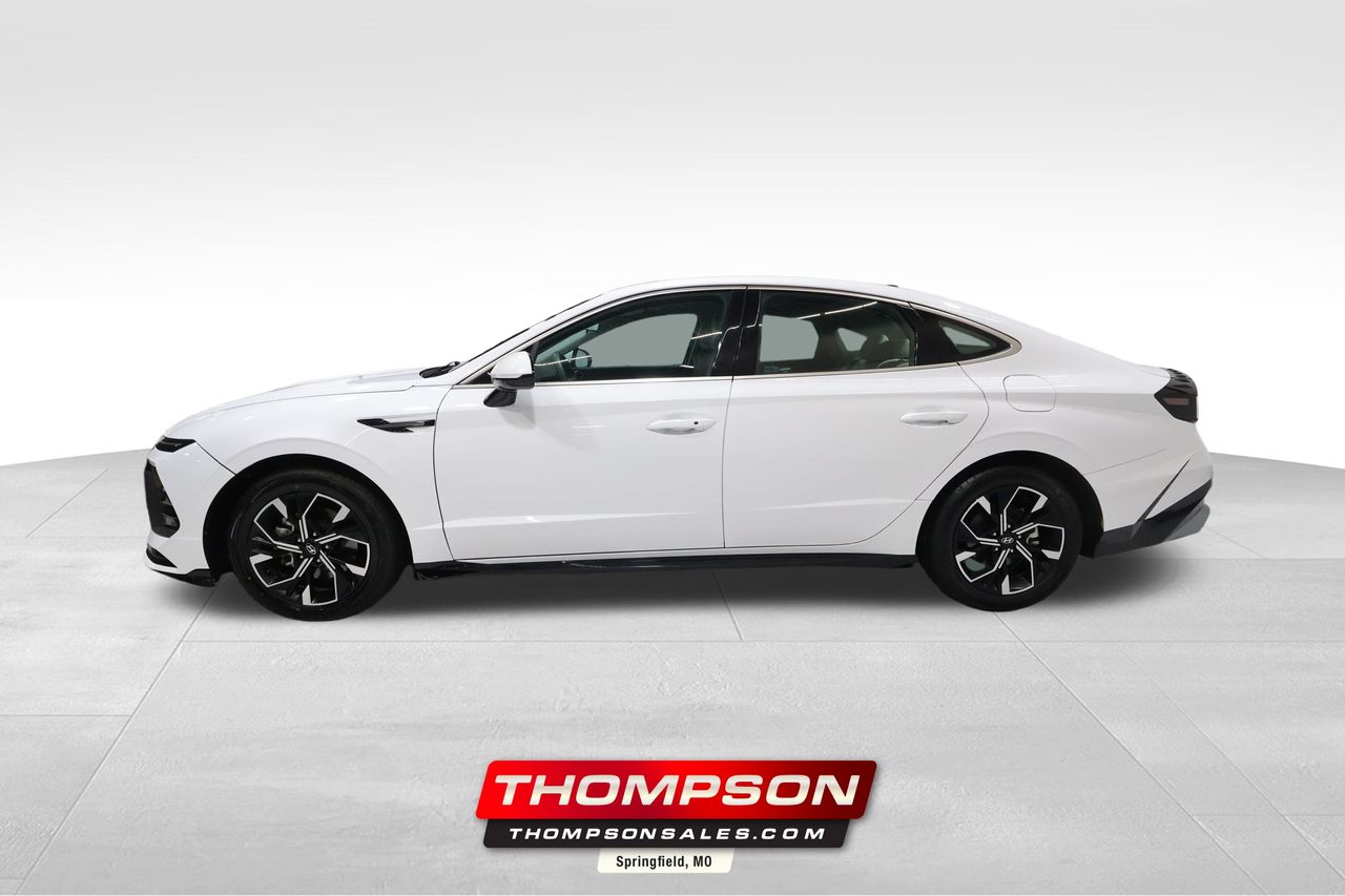 2025 Hyundai Sonata SEL's photo