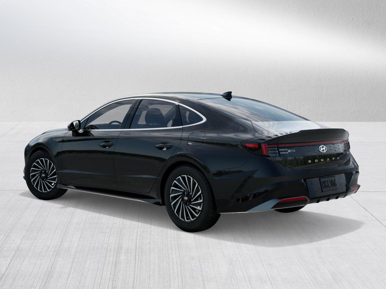 2026 Hyundai Sonata Hybrid Limited photo 3