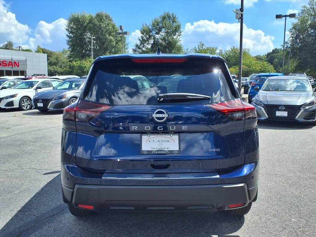 2026 Nissan Rogue SV photo 7