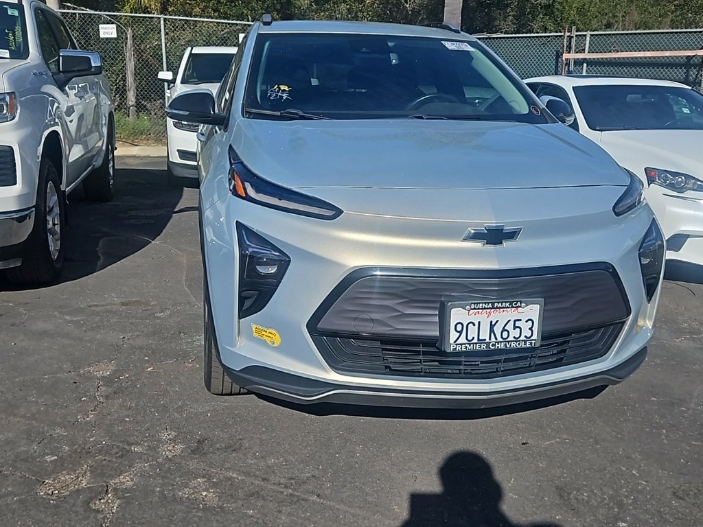 2022 Chevrolet Bolt EUV LT's photo