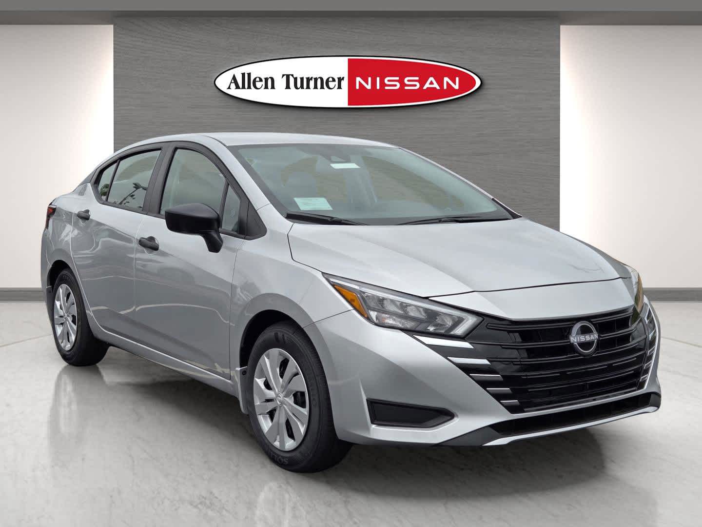 2025 Nissan Versa Sedan S's photo