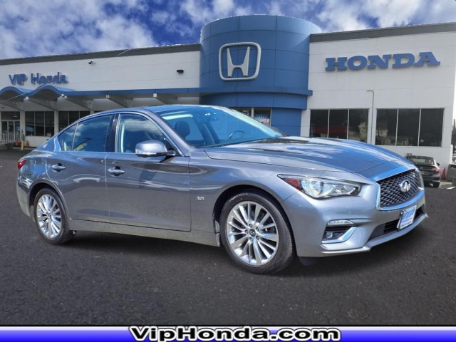 2019 INFINITI Q50 LUXE
