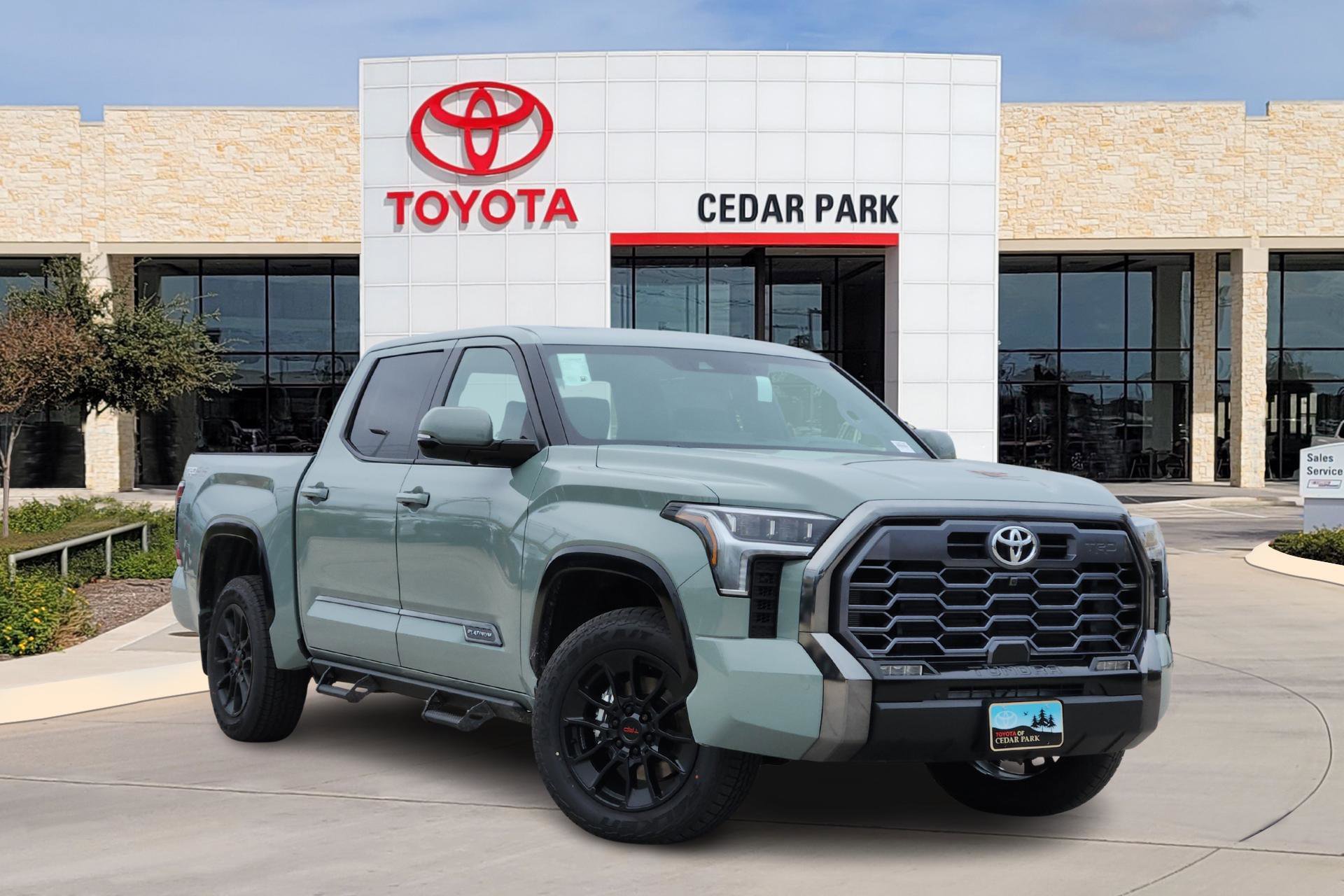 2026 Toyota Tundra Platinum's photo