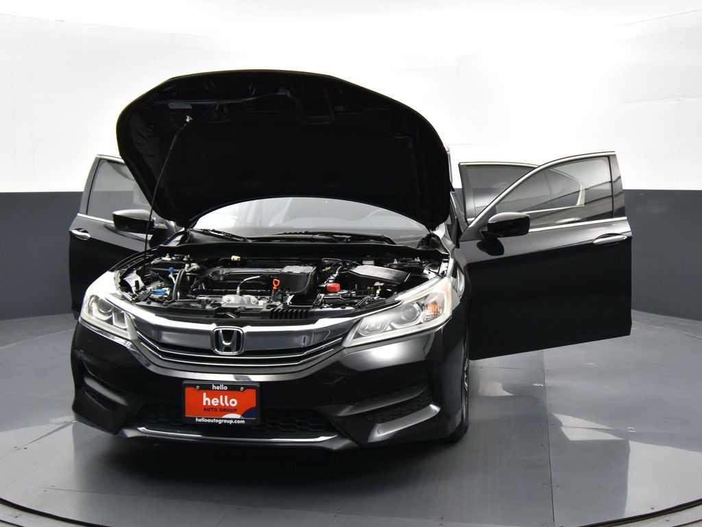2016 Honda Accord LX photo 35