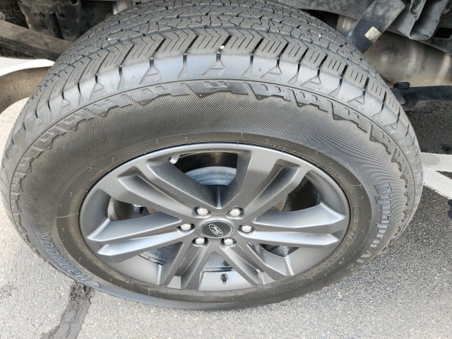 2023 Ford F-150 Lariat photo 10