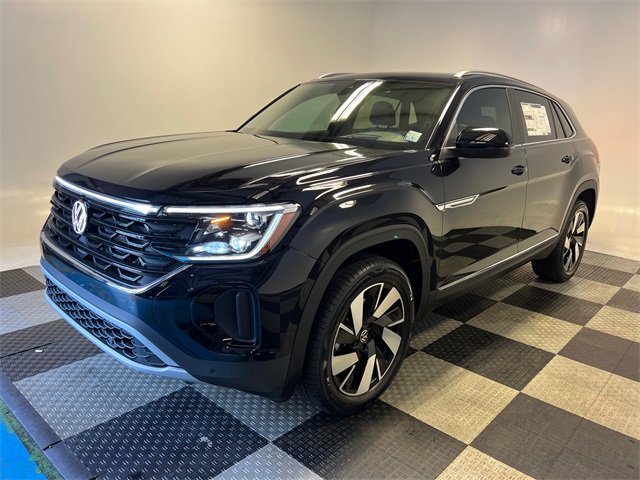 2026 Volkswagen Atlas Cross Sport SEL photo 3