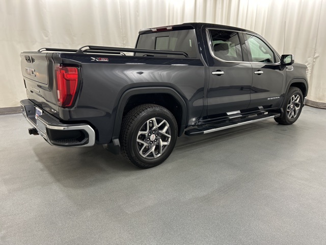 2022 Gmc Sierra 1500 SLT photo 4