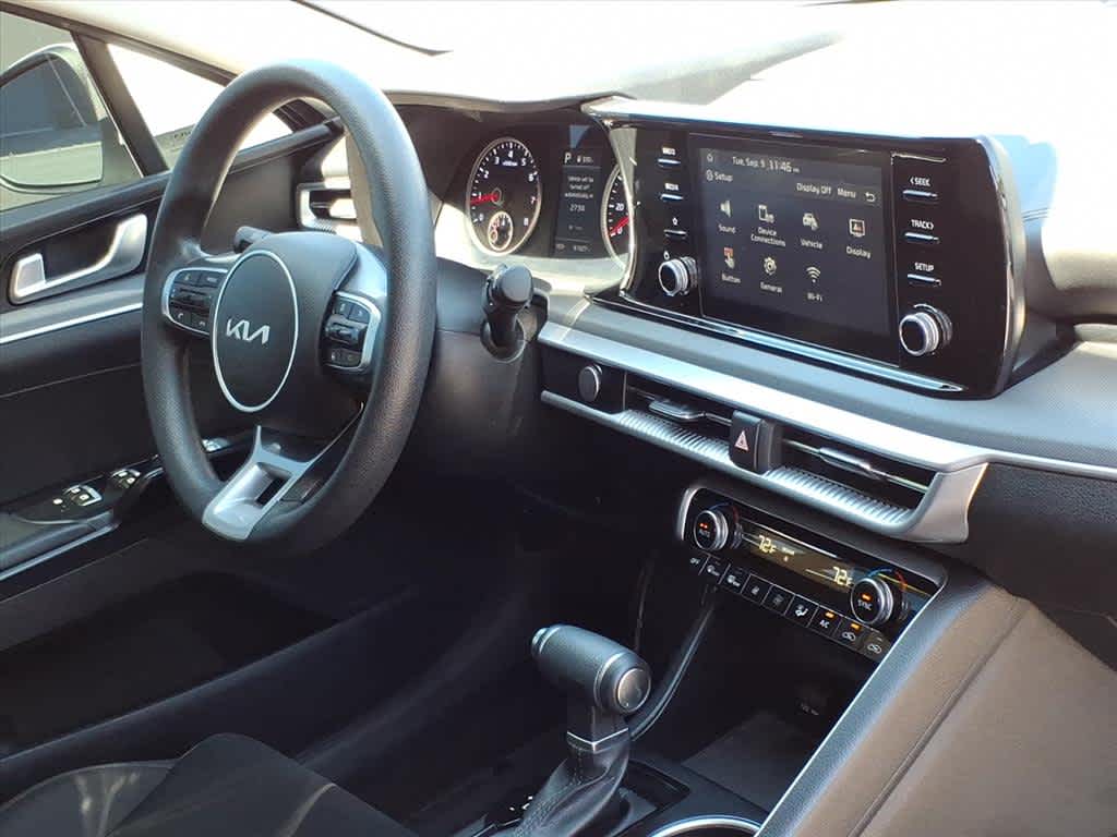2022 Kia K5 LXS photo 19