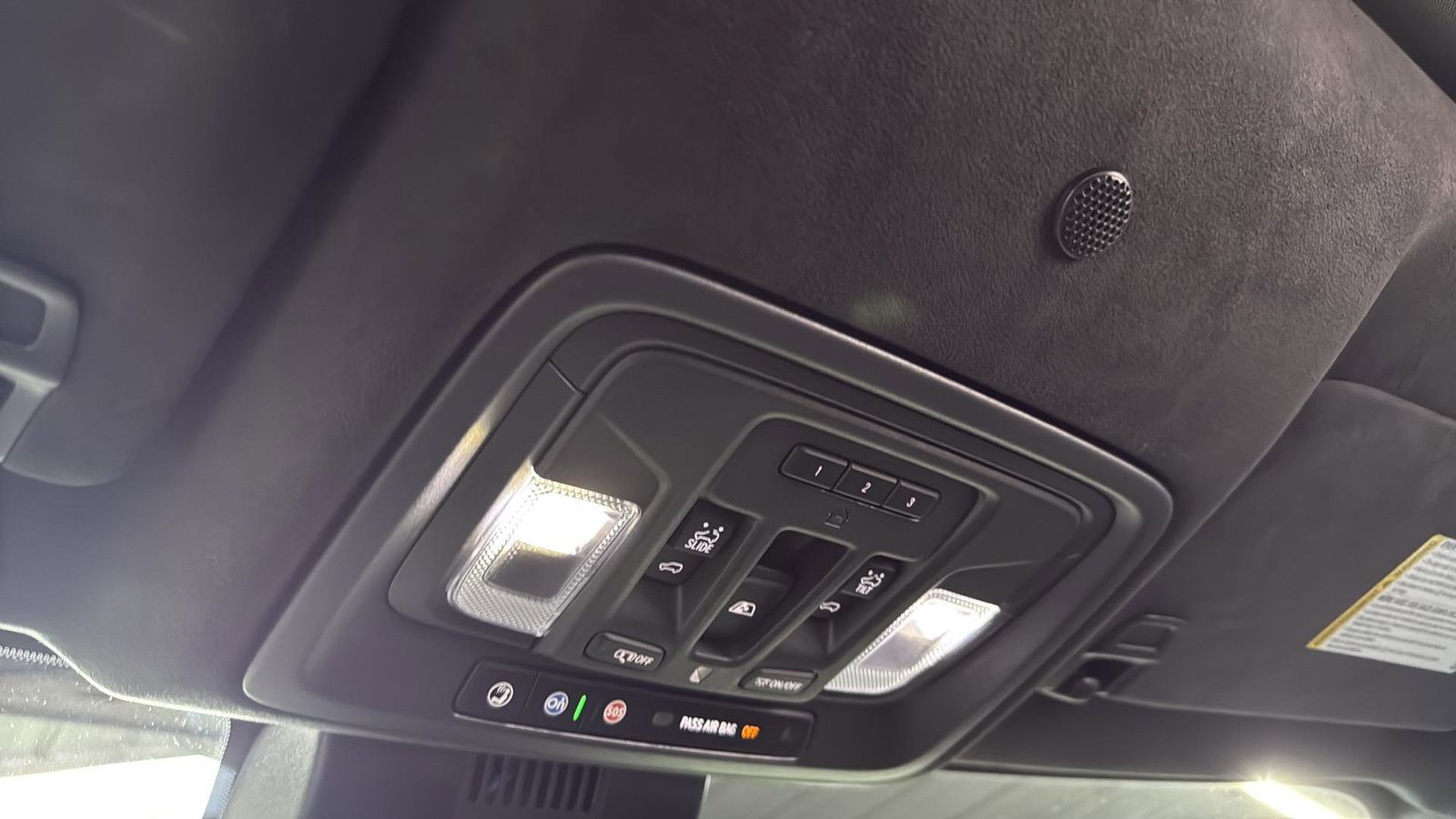 2024 Gmc Sierra 1500 AT4X photo 23