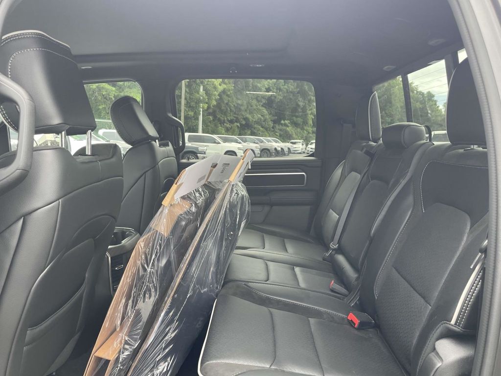 2026 Ram 1500 Laramie photo 16